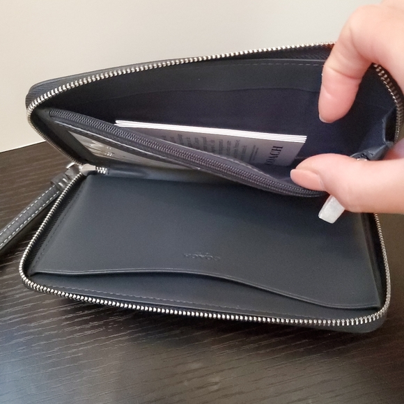 Coach Dempsey Large Phone Wallet In Signature Jacquard Witn Stripe And C… - Picture 11 of 13